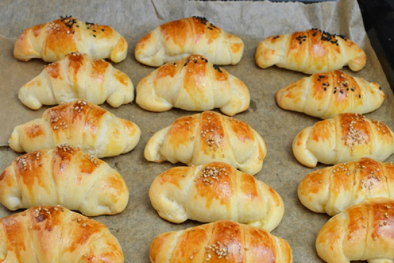 KAKO DA TESTO BUDE MEKO I SVEŽE NEKOLIKO DANA  U brašno dodajte ova 2 sastojka bez koja naše bake nisu mogle