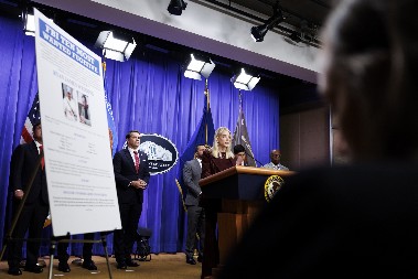 ČUVENI OLIMPIJAC OPTUŽEN ZA LIKVIDACIJU SVEDOKA Vlast nudi 15 miliona za informacije o njemu