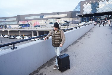 "SAZNAO SAM DA MI SE SIN DROGIRA" Istina o borbi sa porokom naslednika poznatog pevača