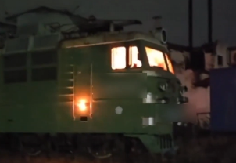 PROUKRAJINSKI DIVERZANTI ZAPALILI VOZ KOJI JE VUKAO MUNICIJU NA FRONT! Ključa sve u Rostovu, isplivali snimci (VIDEO)