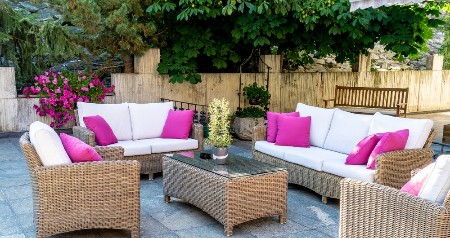 Otišli su i debeli minus i propali – bankrotirao lanac nameštaja, za sve krive prodavce