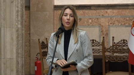 "NEMA MESTA PANICI, ČEKAMO VESTI IZ AMERIKE" Oglašavanje ministarke Đedović Handanović nakon sastanka