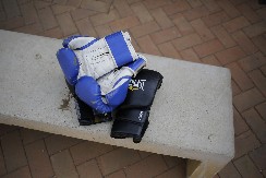 UŽASNA TRAGEDIJA MMA borac se srušio za vreme meča i preminuo