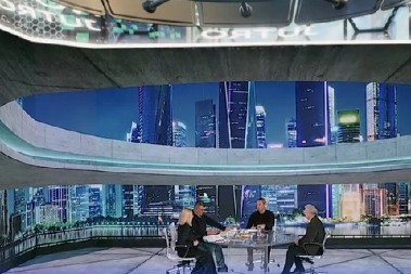 SARAPA STAO IZMEĐU DEE ĐURĐEVIĆ I MLADENA MIJATOVIĆA Nastao muk u studiju, bivši ljubavnici se nisu suzdržali (FOTO)