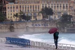 OVOJ EVROPSKOJ ZEMLJI PRETI KATAKLIZMA! Popaljeni alarmi, pašće neverovatna količina kiše