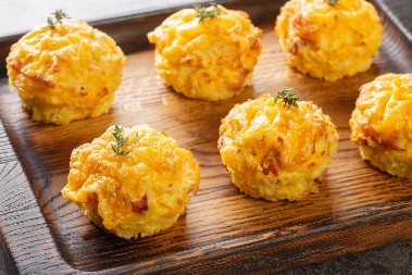 BRZI MAFINI SA KROMPIROM SAVRŠENI ZA IZNENADNE GOSTE A sve se samo pomeša i peče