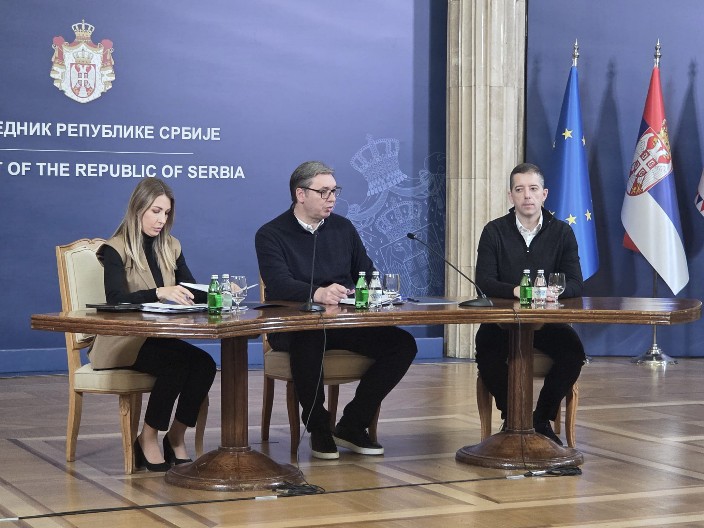 PUSTILI SMO RUSE DA PRODAJU RUSIMA! Vučić: ''Svaki put smo imali pravo preče kupovine, 4 puta, nijednom to nismo uradili''