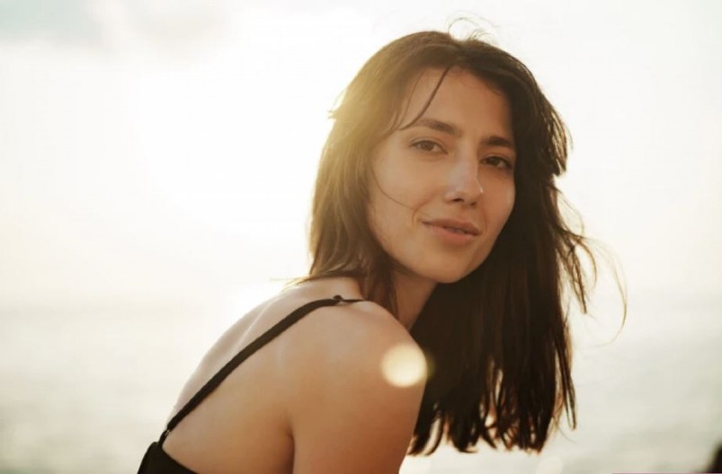 ŽENE BACAJU MILIONE NA KOLAGEN Influenserke ga piju kao vodu – doktorka otkrila da li zaista briše bore