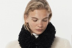 TOPLA, MEKANA I BRUTALNO MODERNA, DVOBOJNA JAKNA JE ZALUDELA ŽENE OVE ZIME Rasprodaje se brže nego što stigne na police