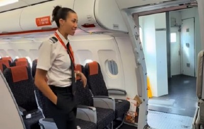 NEVIĐENA DRAMA U AVIONU Pilotkinja dočekala ''specijalnog putnika'' - sekund kasnije usledile su suze, smeh i aplauz! (VIDEO)