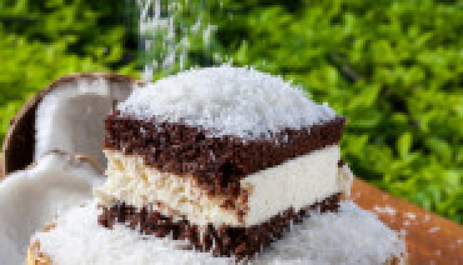 KOKOS KOLAČ ZA SVE PRILIKE Kremast, lagan i savršen, polizaćete i tanjir