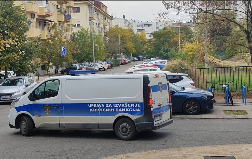 „UPRI, KUME, DA VIDIMO ‘OĆEMO LI U PLANINU“: Poruka Miloša Medenice postala ključni dokaz u optužnici za šverc cigareta