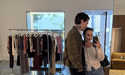 SRBI SE KRSTE Muž slavne pevačice otkrio tajnu srećnog braka, kunu se u ovog čoveka