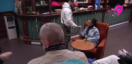 ANITA DOBILA POKLON OD LUKE Vujović se više ne libi da joj se udvara, Aneli Ahmić je prošlost!