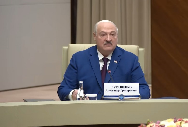 LUKAŠENKO UPOZORAVA: Ukrajina će ili prihvatiti mirovni sporazum, ili izgubiti državu