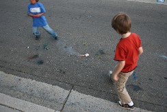 STRAVA I UŽAS U PRIJEPOLJU Dečaku (8) amputirani prsti zbog petarde