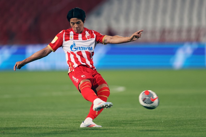 IZ DRESA U UNIFORMU Fudbaler Zvezde završio vojnu obuku, uskoro se priključuje crveno-belima (FOTO)