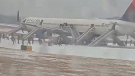 HITNO EVAKUISAN AMERIČKI AERODROM Ljudi beže u panici, četiri osobe povređene (VIDEO)