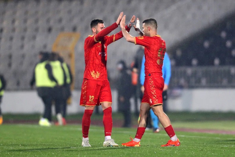 DEVOJČICA JE POPLAVELA I PRESTALA DA DIŠE Srbin postao heroj drame u avionu, pa otkrio detalje: Ništa slično nisam doživeo