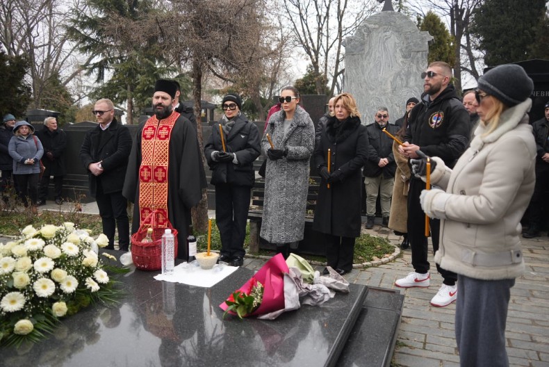 OTKRIVENO ŠTA SE DEŠAVA U DOMU RAŽNATOVIĆA! Isplivala fotka iz porodične vile nakon Arkanovog pomena