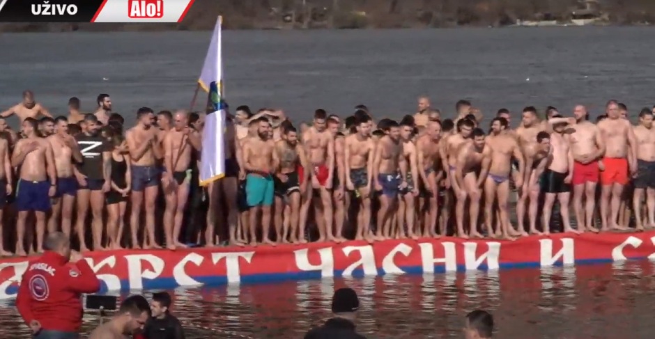 KOJI SU PREGLEDI OBAVEZNI PRE PLIVANJA ZA ČASNI KRST Evo kakve analize treba uraditi i kako pripremiti telo za skok u ledenu vodu