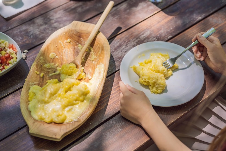 SPREMITE NAJZDRAVIJI DORUČAK NA SVETU Topi salo, jača organizam, a možete ga poneti i na posao