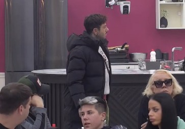 "IMAM PREVELIKI PROBLEM..." Filip Đukić nije mogao više da izdrži, skočio i pred svima priznao zašto ne može da bude sa Anitom Stanojlović (FOTO)