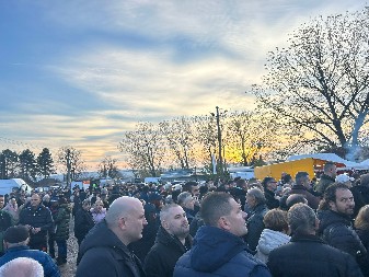 "DANAS IMAMO SVETLU BUDUĆNOST PRED SOBOM" Građani Negotina o industriji, infrastrukturi i razvoju istoka Srbije