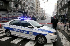 MLADIĆ (20) POGINUO NA MESTU, VOZAČ (23) TEŠKO POVREĐEN Tragedija kod Vladimiraca