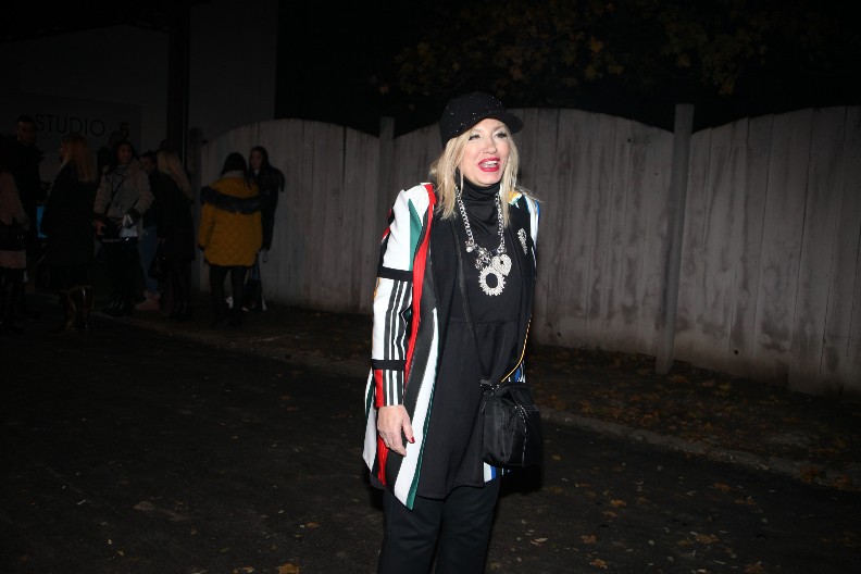 "STJUARDESA VIČE NA MENE, PAS LETI PO AVIONU" Nada Topčagić prepričala let iz pakla!