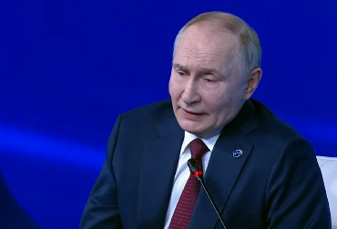 Putin poručio – ovo je ključ da Rusija ostane svetski vojni gigant