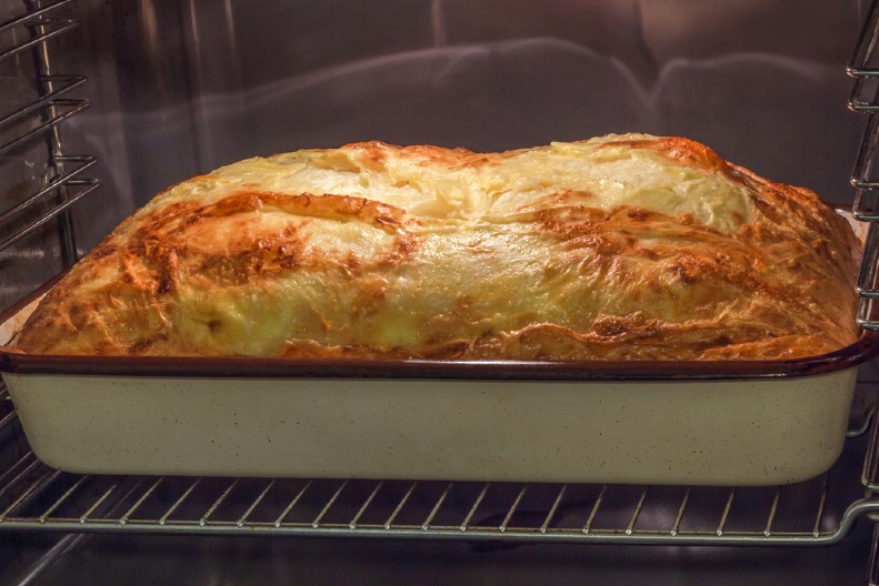 JEFTIN I BRZ DOMAĆI SPECIJALITET Gibanica od samo 3 sastojka, sačuvaće novčanik, a uživaćete u izuzetnom ukusu