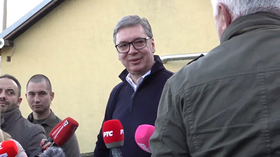 DOK JE VUČIĆ TU, PENZIJE ĆE RASTI! Sjajne vesti za najstarije građane, predsednik najavio: Isplata uvećanih penzija pre Badnjeg dana