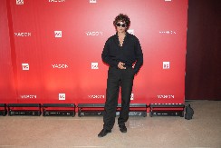 NAŠ PEVAČ POSTAJE OTAC! Njegova izabranica u sedmom mesecu trudnoće, otkrio i koje su ime odabrali za naslednika