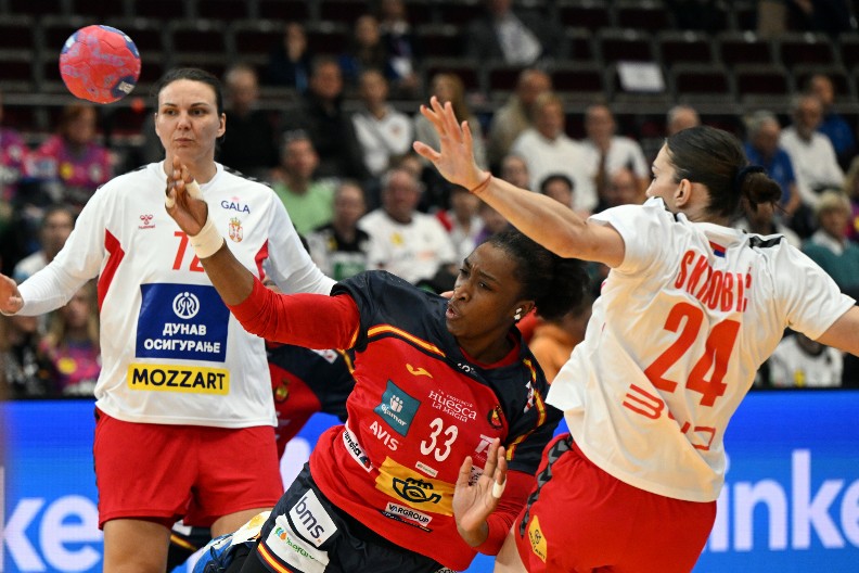 OGROMNA POBEDA SRBIJE Rukometašice bile nadomak sigurnog poraza, ali nestvarnim preokretom u finišu srušile Španiju na prvenstvu sveta!