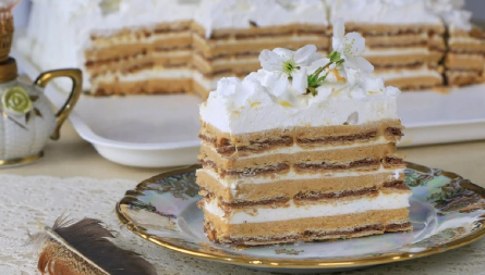 TORTA ŠEHEREZADA KOJA SE NE PEČE Kremasta poslastica koja se brzo pravi, a još brže pojede!