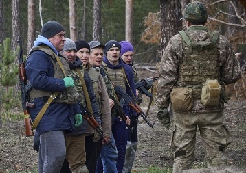 ZAPAD DOŠAO DO ŠOKANTNIH ISPOVESTI! Gde je nestalo 11 ukrajinskih regruta od 18 do 24 godine?