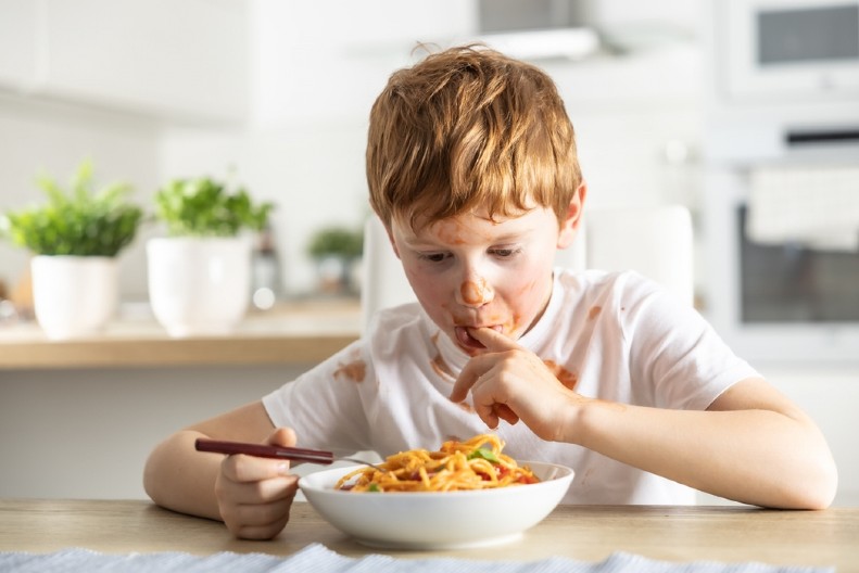 VIC DANA Bio Perica kod prijatelja na ručku...