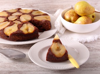 PREVRNUTA TORTA OD KRUŠAKA Elegantan dezert koji je prava eksplozija ukusa, oduševljava na prvi zalogaj