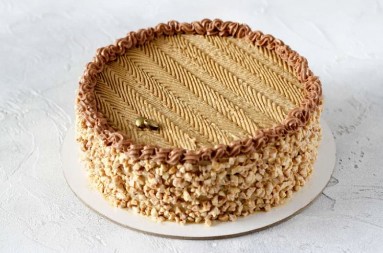 SOČNA I KREMASTA POSLASTICA Pariska torta, najlepši slatkiš starog Beograda