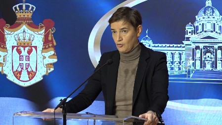 "PITANJE ZA DEO POLICIJE KOJA JE JOŠ UVEK U SLUŽBI BLOKADERA" Brnabić oštro reagovala na legitimisanje starije žene tokom blokade
