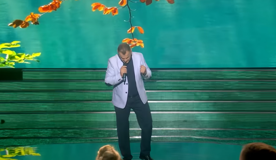 PEVAČ DOŽIVEO STRAŠNU NEZGODU, NIČEGA SE NE SEĆA U bolnici bio 15 dana: "Ponovo sam učio da hodam"