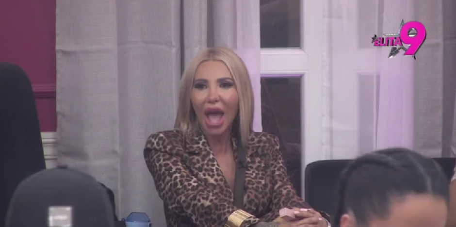 "REKLA JE DA ĆE JE RASPORITI OD VAGINE DO VRATA" Aneli divlja zbog sestrića, on otkrio još stravičnih detalja: "Te poruke su u policiji"