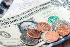 UKIDANJE KOVANICE OD JEDNOG CENTA NAPRAVILO POMETNJU U SAD: Posebno na benzinskim stanicama, u lancima brze hrane...