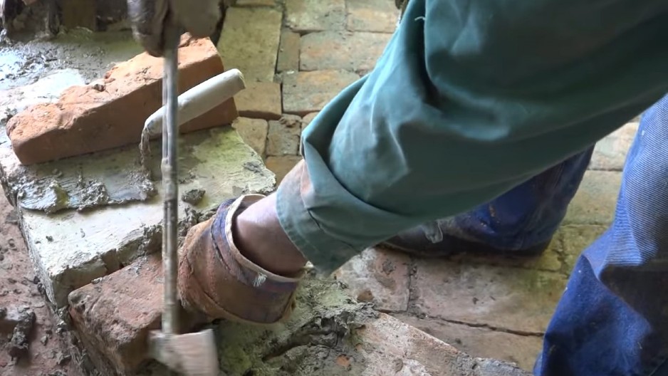 TESARI, ZIDARI I VOZAČI TRAŽENIJI SU OD PROGRAMERA Nekad se samo sa fakultetom mogao naći dobar posao, danas potpuno drugačija priča