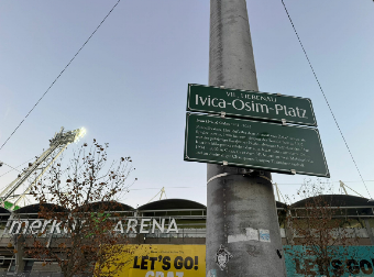 OMAŽ ŠTRAUSU SA GRBAVICE Mesto ispred stadiona nosi ime čoveka koji je tvorac modernog Šturma