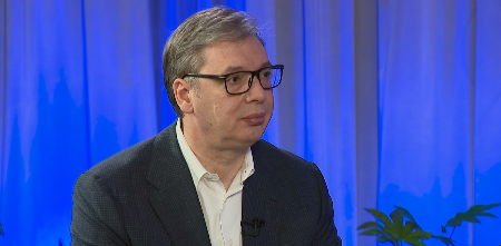 NEĆU MENJATI USTAV I KANDIDOVATI SE ZA PREDSEDNIKA Vučić: Predsednik će biti neko drugi, a premijer kako narod kaže