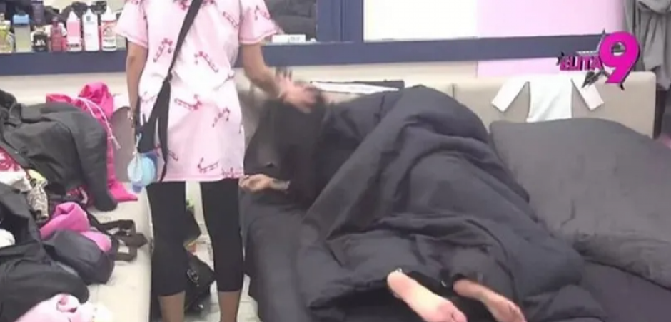 MAJA PREKINULA VRELU AKCIJU ANITE I FILIPA Šok pred kamerama u Eliti! (VIDEO)