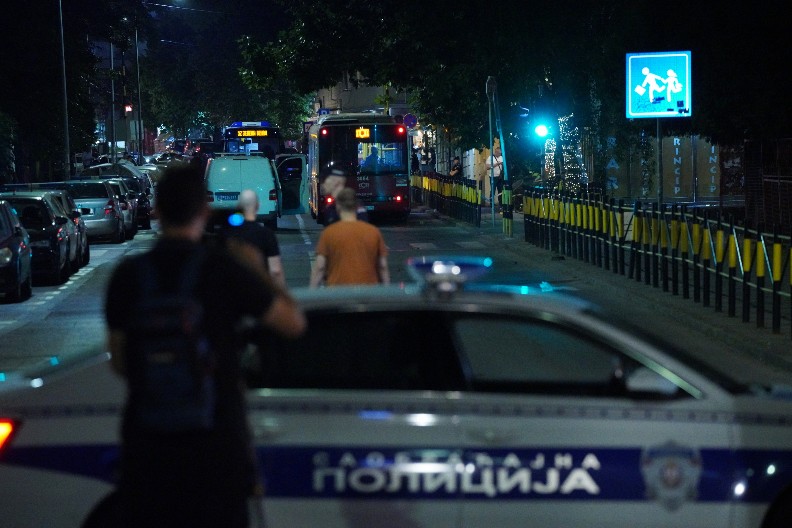 PREDAO SE NAPADAČ IZ OBRENOVCA! Muškarac koji je ranio kik-boksera zbog parkinga ušetao u stanicu s advokatom