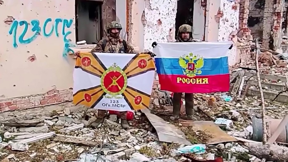 ROVOVI, MINSKA POLJA, BODLJIKAVA ŽICA Pala "neosvojiva tvrđava" Seversk, nakon ova dva grada SVE je gotovo!